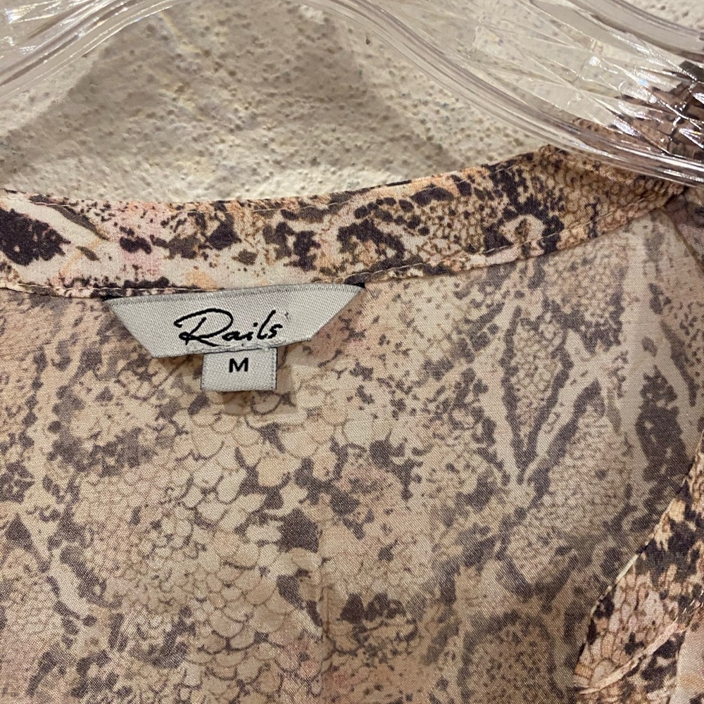 Rails Karla Watercolor Snake Print Dress Size Medium EUC - Picture 3 of 5